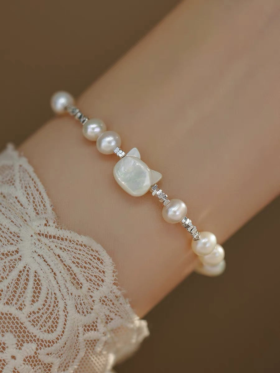 Best-Seller Alert! You’ll Regret Not Buying This! Unique Niche Style · Adorable Cat & Natural Pearl Bracelet - Elevate Your Elegance with Details that Reflect Your Taste!