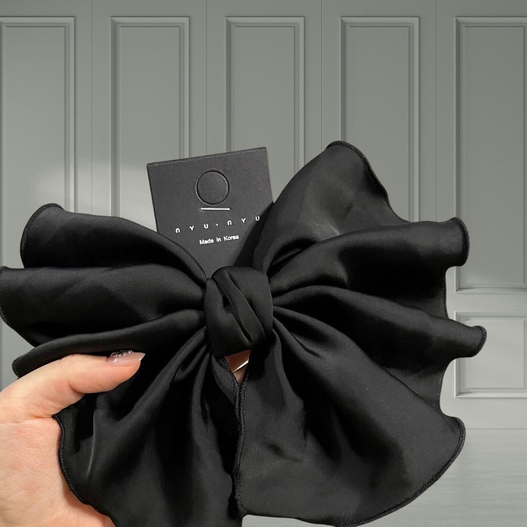 High-Quality Korean Dongdaemun Satin Ruffle Bow Spring Clip - Elegant Vintage-Inspired Hair Accessory