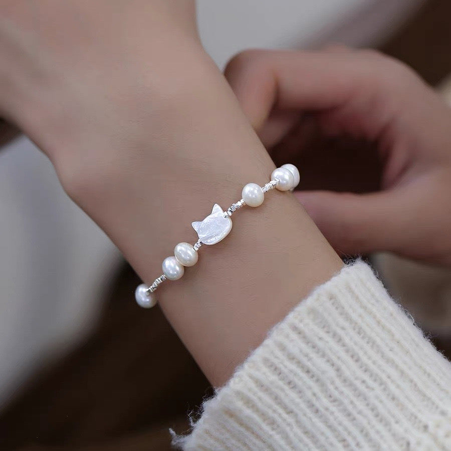 Best-Seller Alert! You’ll Regret Not Buying This! Unique Niche Style · Adorable Cat & Natural Pearl Bracelet - Elevate Your Elegance with Details that Reflect Your Taste!