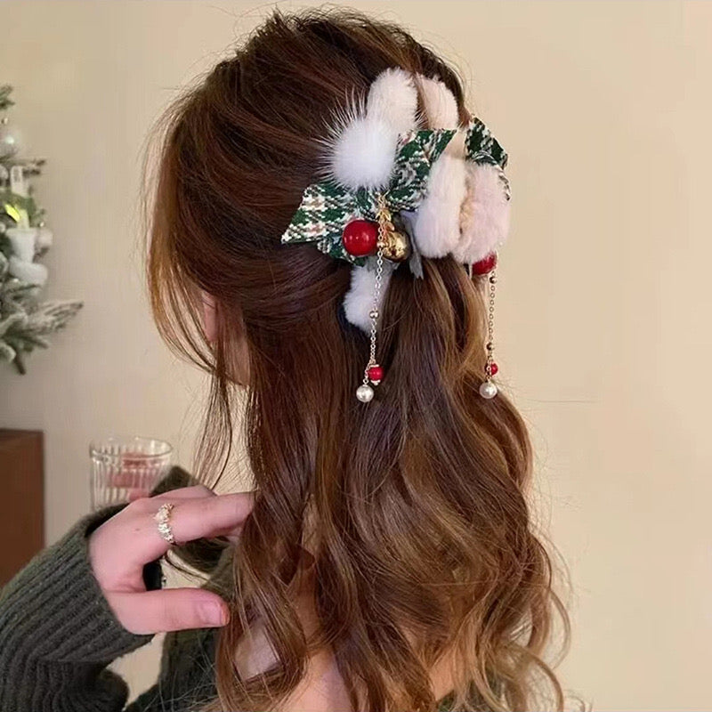 Autumn/Winter Christmas Plush Beaded Duckbill Clip – Elegant Hair Accessory